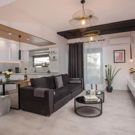 Rhodes Diamond Luxury Flat In The Heart Of Town Apartment Rhodes City Exterior photo